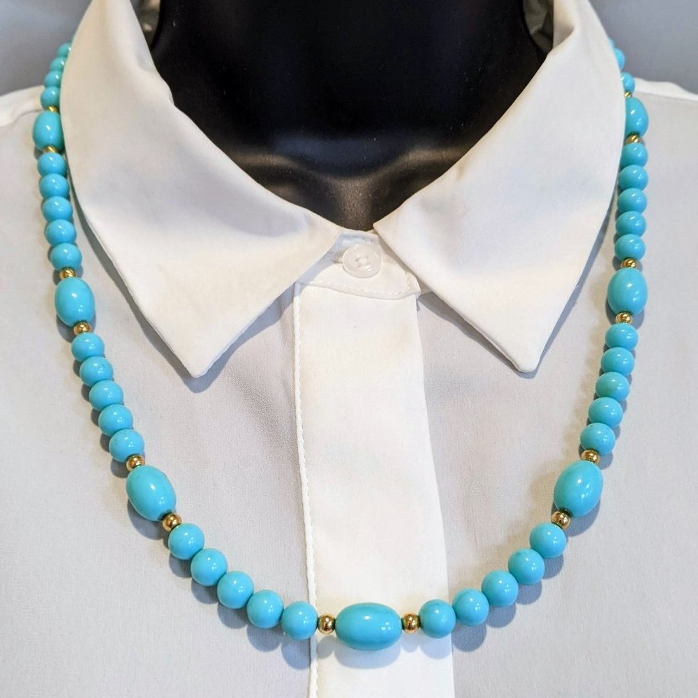 Turquoise colored Beaded Necklace 14 inches